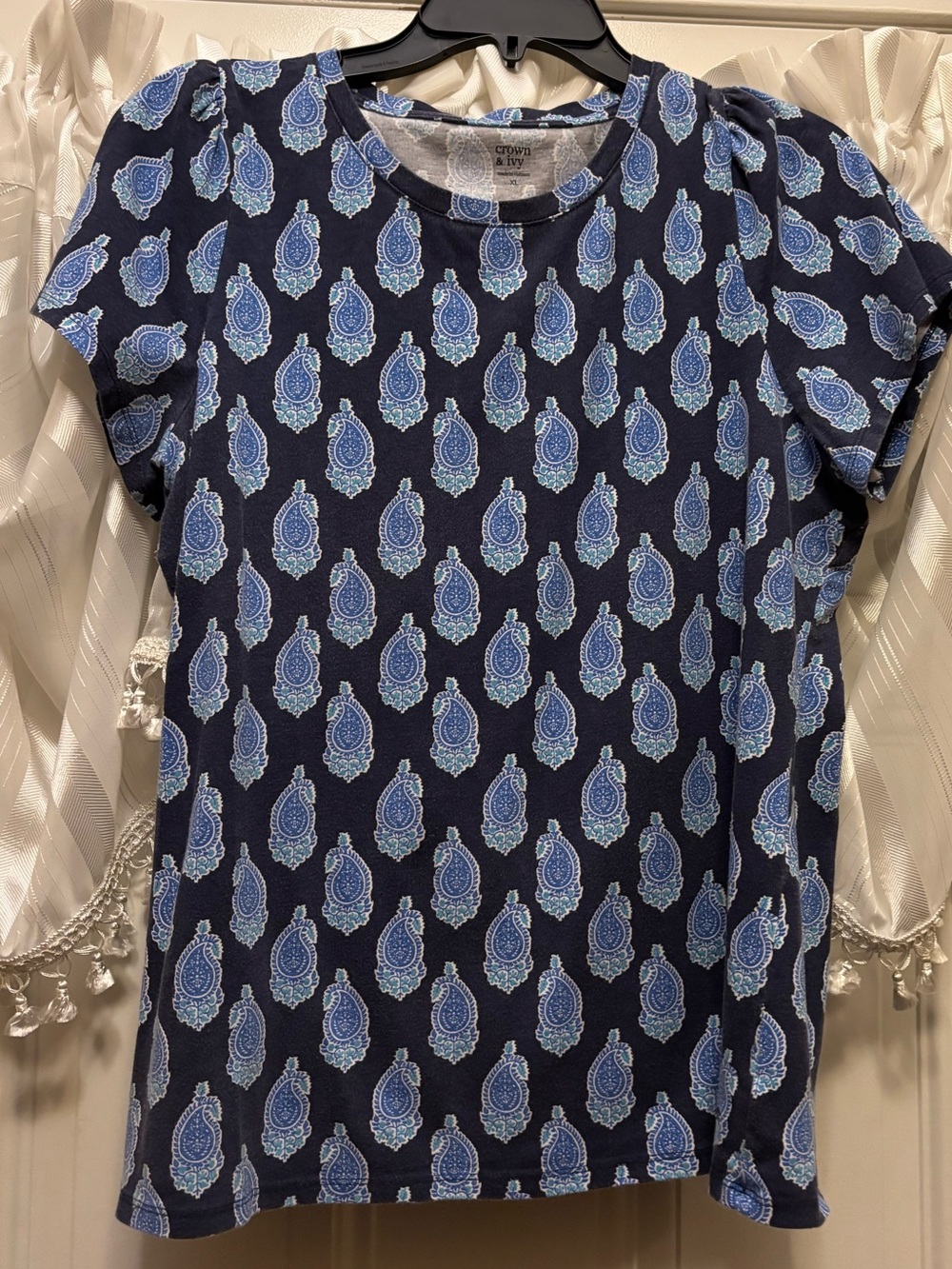 Crown & Ivy Navy Blue Paisley Print Short Sleeve Women's Top